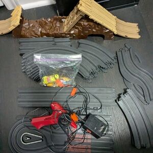 1989 Vintage Slot Car Racing Tracks And Accessories